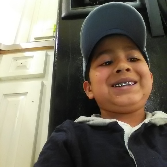 Meet your Posher, Maximiliano - Picture 1 of 1